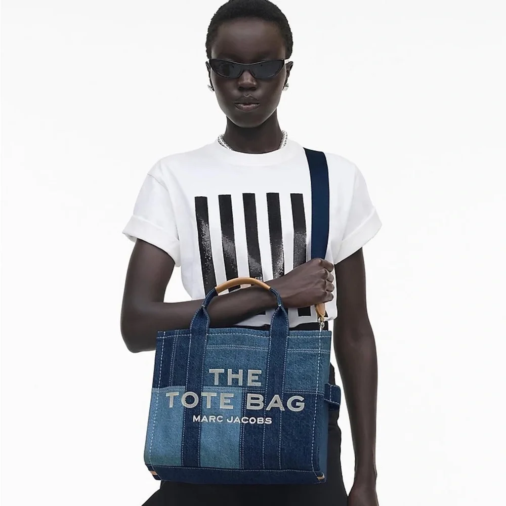 Marc Jacobs The Denim Medium Tote Bag - Picture 8 of 13